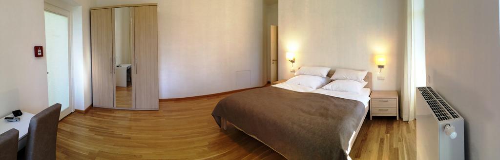 Appartements Am Kurpark Bad Pyrmont Exterior photo